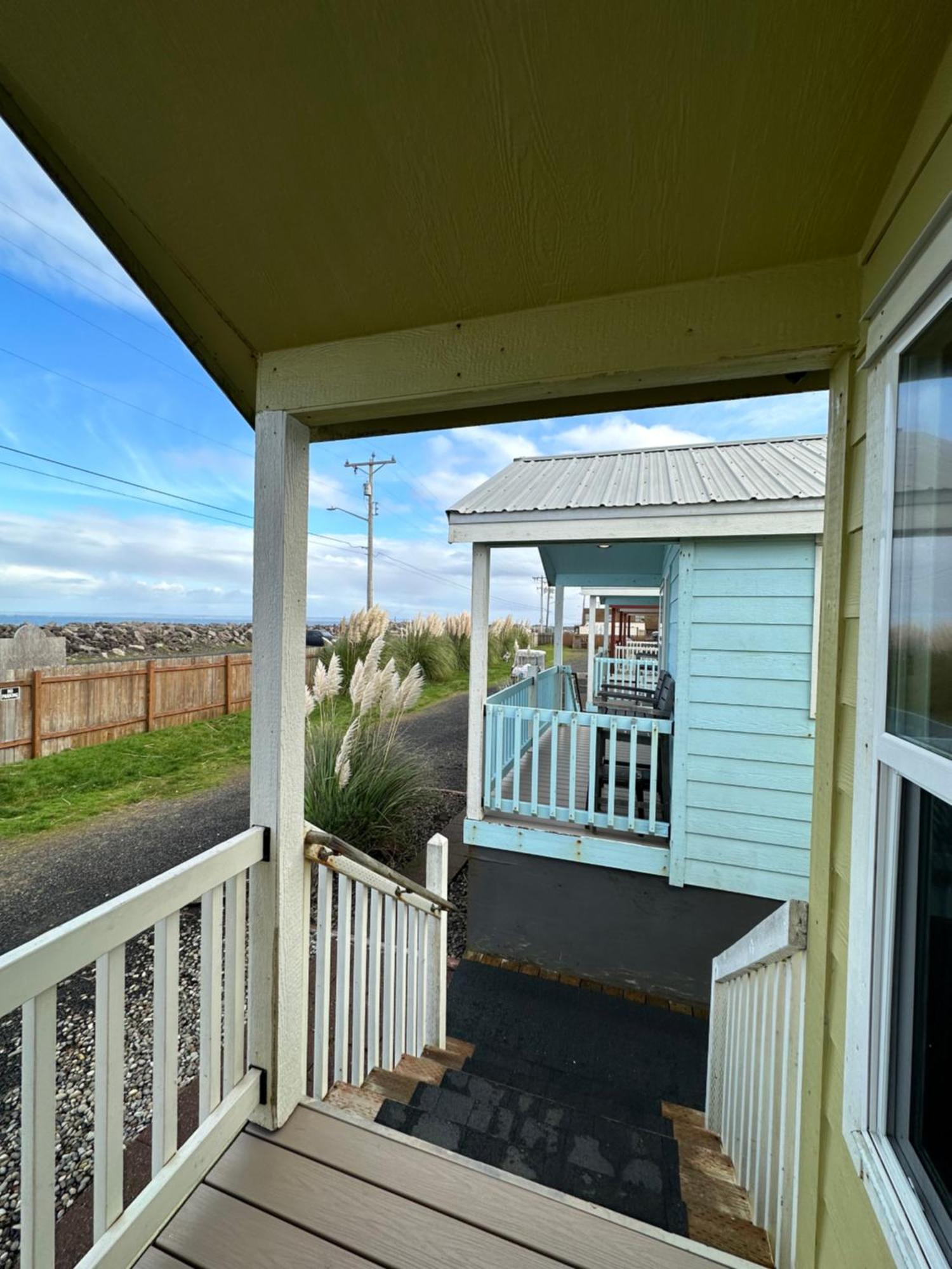 Westport Marina Cottages Esterno foto