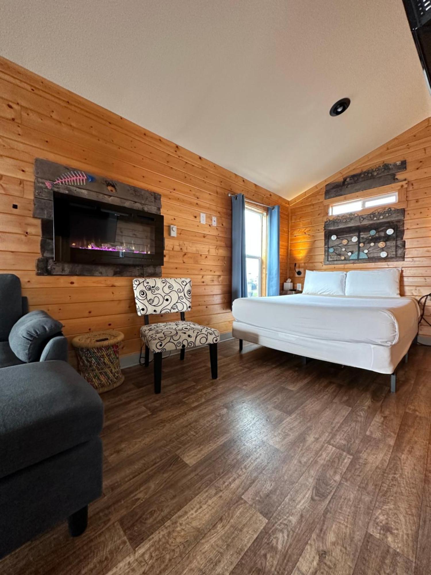 Westport Marina Cottages Esterno foto