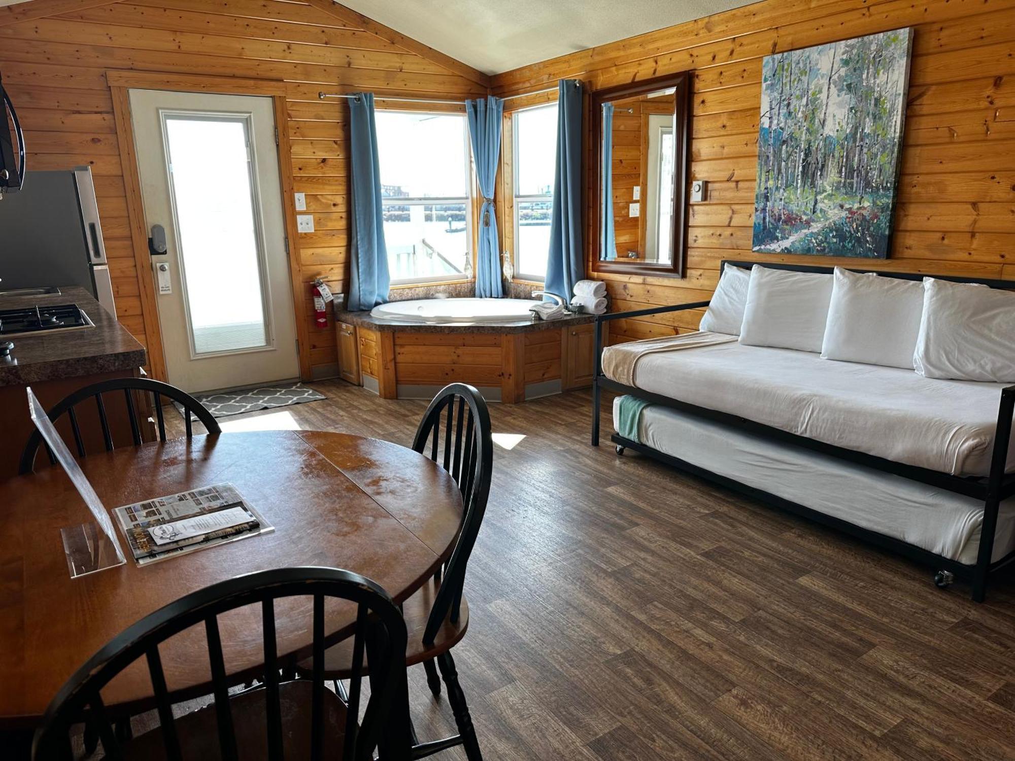 Westport Marina Cottages Esterno foto