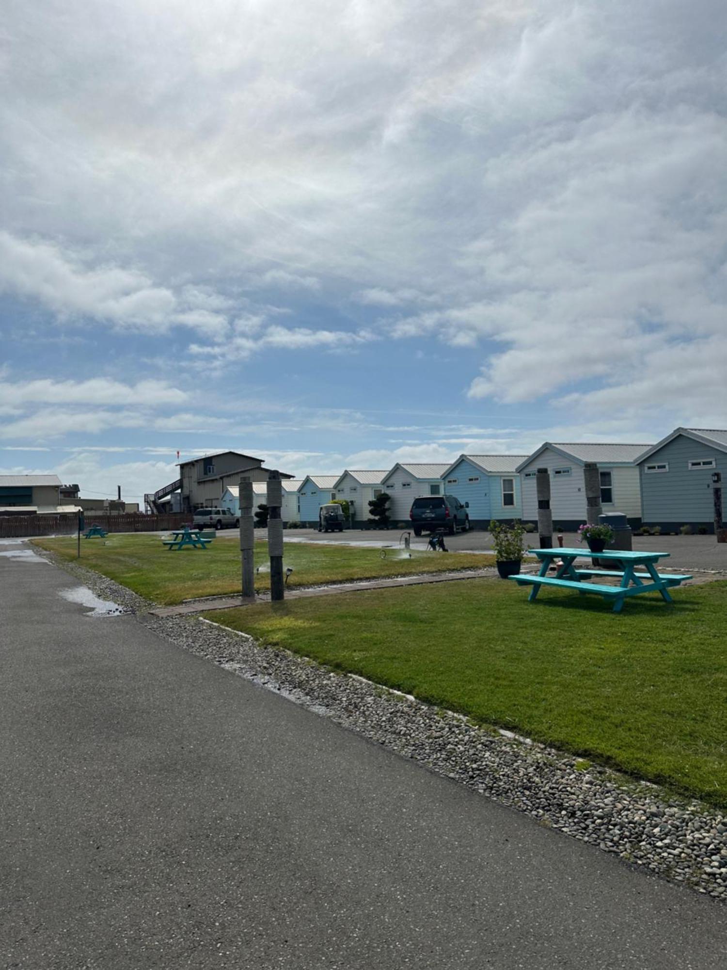Westport Marina Cottages Esterno foto